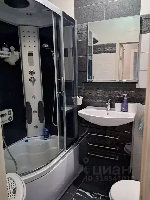 2-к кв. Приморский край, Уссурийск Крестьянская ул., 179 (36.0 м) - Фото 2