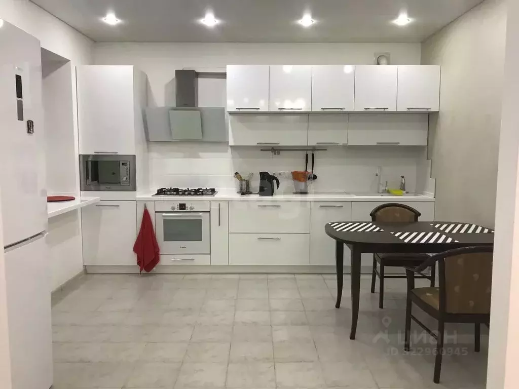 2-к кв. Самарская область, Самара Революционная ул., 128 (80.6 м) - Фото 1