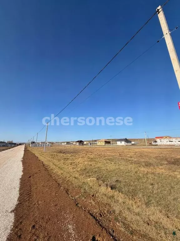 Участок в Севастополь с. Полюшко, ул. Молодежная (4.0 сот.) - Фото 1