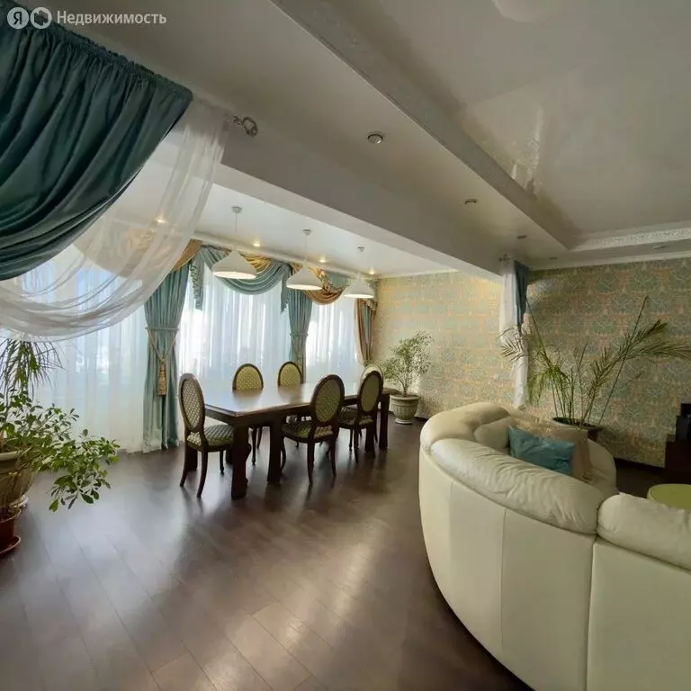 4-комнатная квартира: Иркутск, проспект Маршала Жукова, 5/2 (180 м) - Фото 1