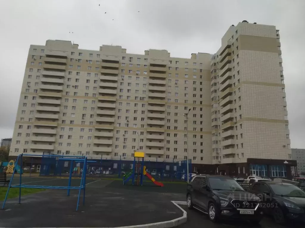 2-к кв. Омская область, Омск ул. Кирова, 51 (61.8 м) - Фото 2