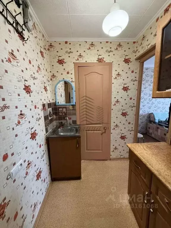 2-к кв. Белгородская область, Старый Оскол Интернациональный мкр, 12 ... - Фото 2