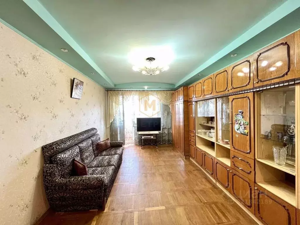 3-к кв. Белгородская область, Белгород ул. Белгородского полка, 65 ... - Фото 1