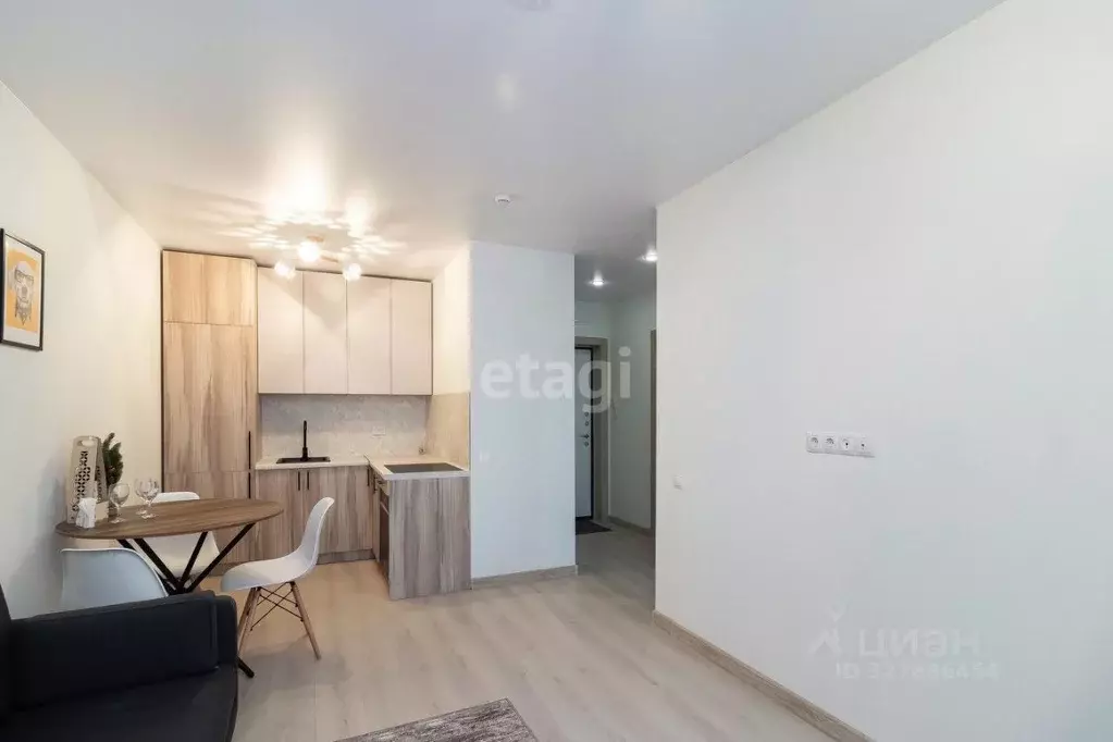 1-к кв. Тюменская область, Тюмень ул. Первооткрывателей, 14 (36.8 м) - Фото 2