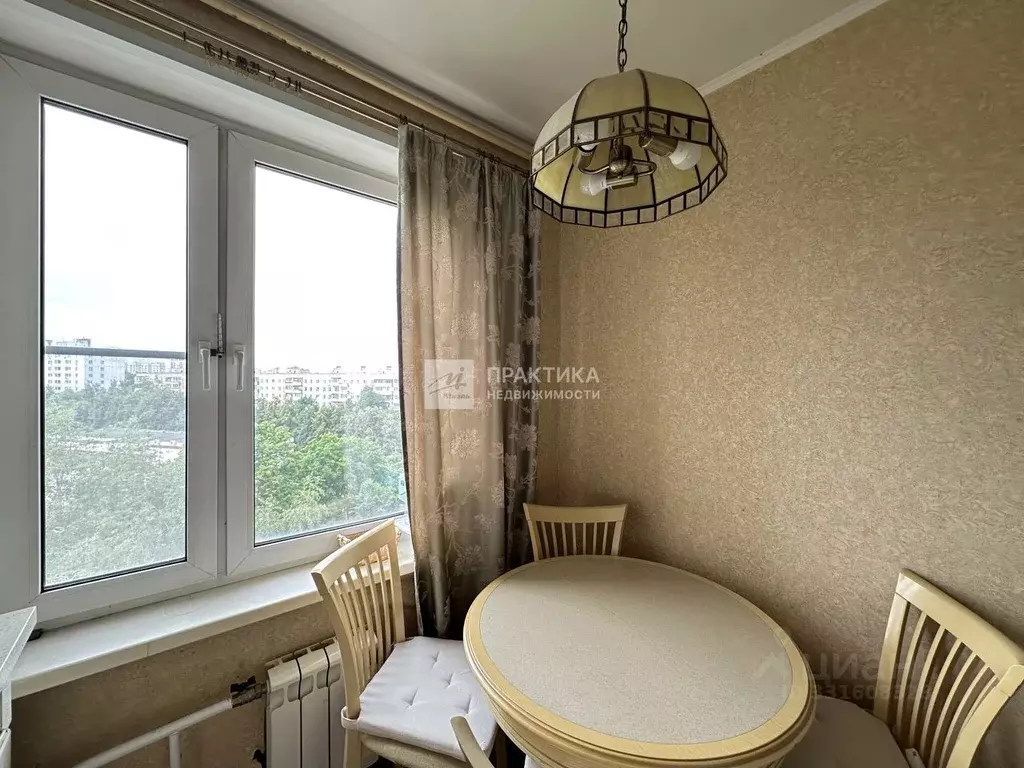 3-к кв. Москва ул. Молостовых, 6К2 (61.6 м) - Фото 1
