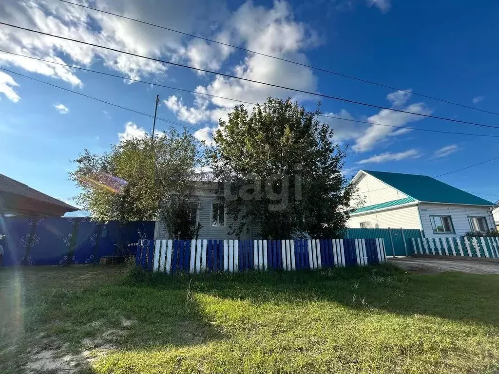 Дом в Курганская область, Белозерский муниципальный округ, пос. ... - Фото 1