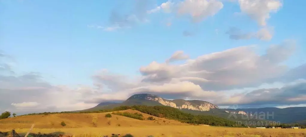 дом в крым, бахчисарайский район, голубинское с/пос, с. аромат ул. . - Фото 0