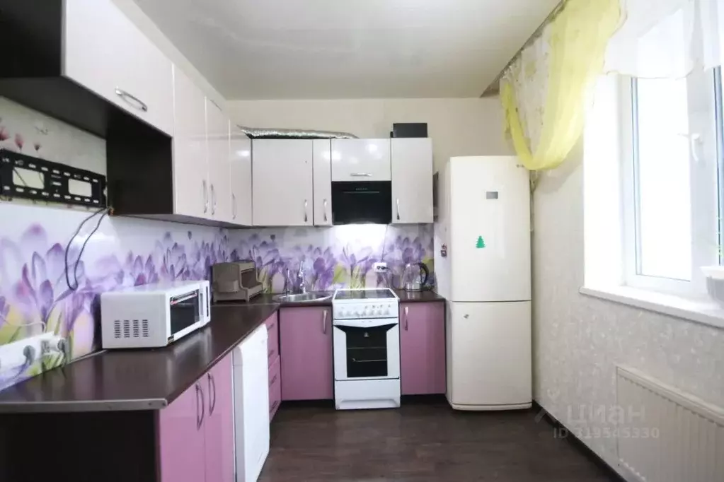 2-к кв. Ямало-Ненецкий АО, Новый Уренгой просп. Губкина, 21А (56.9 м) - Фото 1