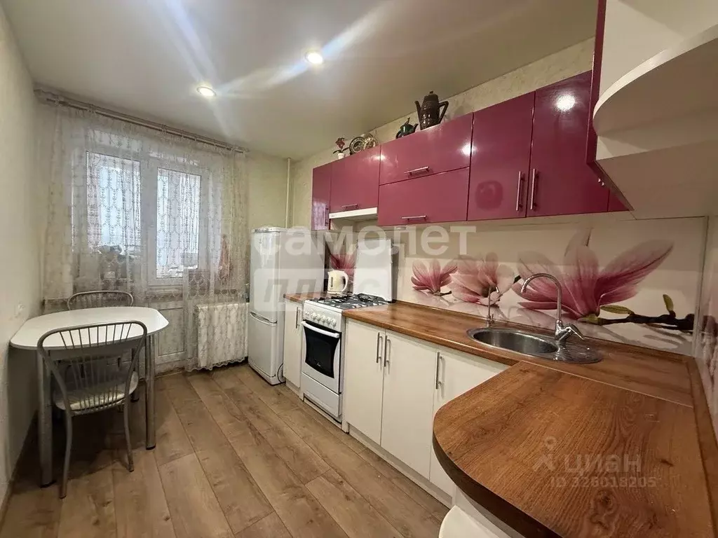 3-к кв. Пермский край, Пермь ул. Революции, 3/4В (60.9 м) - Фото 1