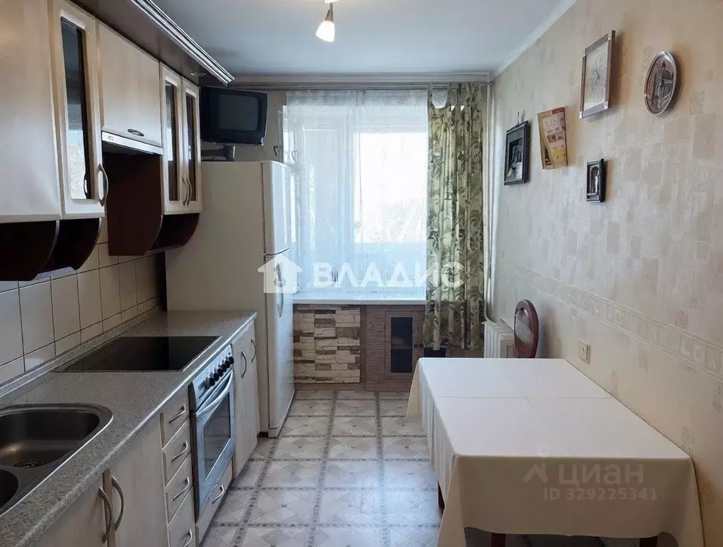 3-к кв. Калининградская область, Калининград ул. 9 Апреля, 5 (70.3 м) - Фото 1