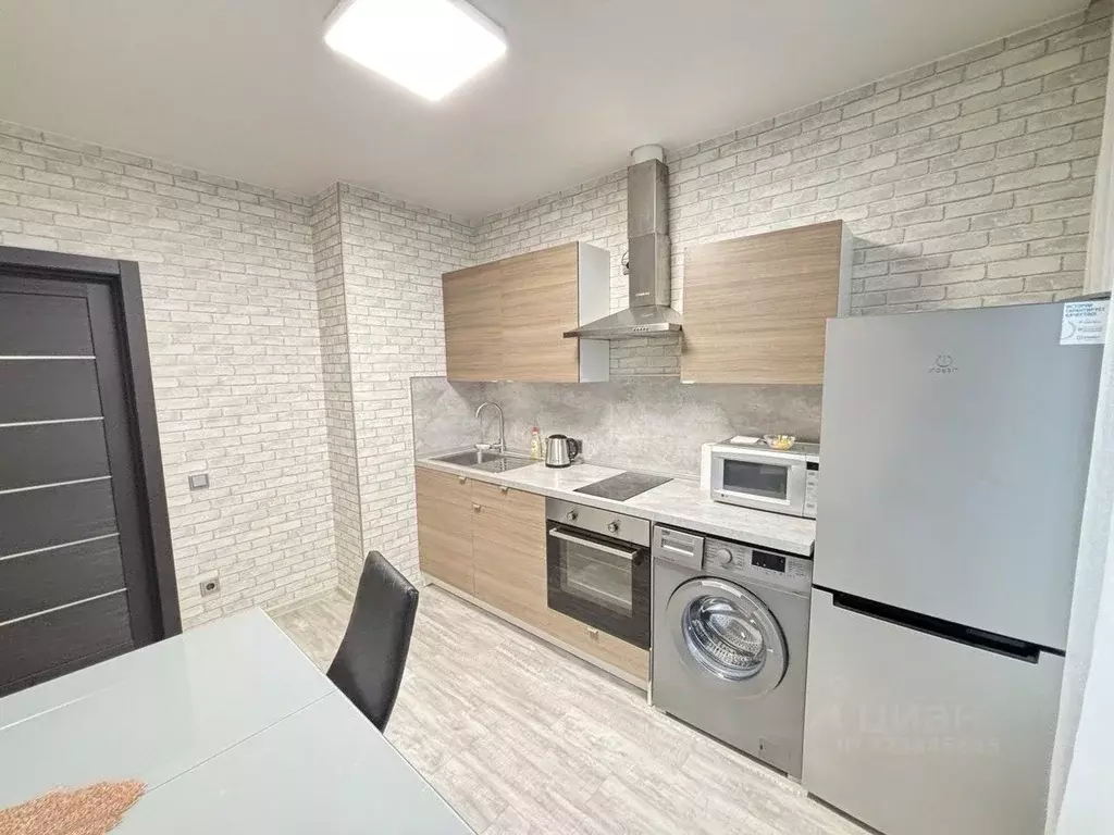 1-к кв. Новосибирская область, Новосибирск ул. Писарева, 125 (38.0 м) - Фото 2