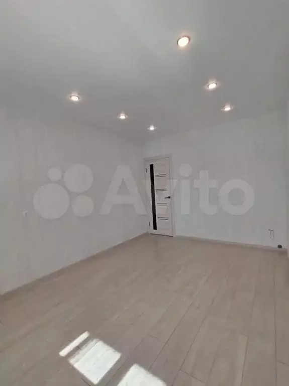 1-к. квартира, 41 м, 2/5 эт. - Фото 1