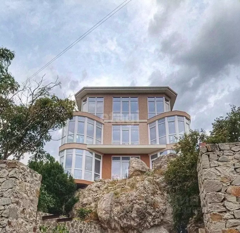 Дом в Крым, Алупка ул. Нагорная, 50 (194 м) - Фото 1