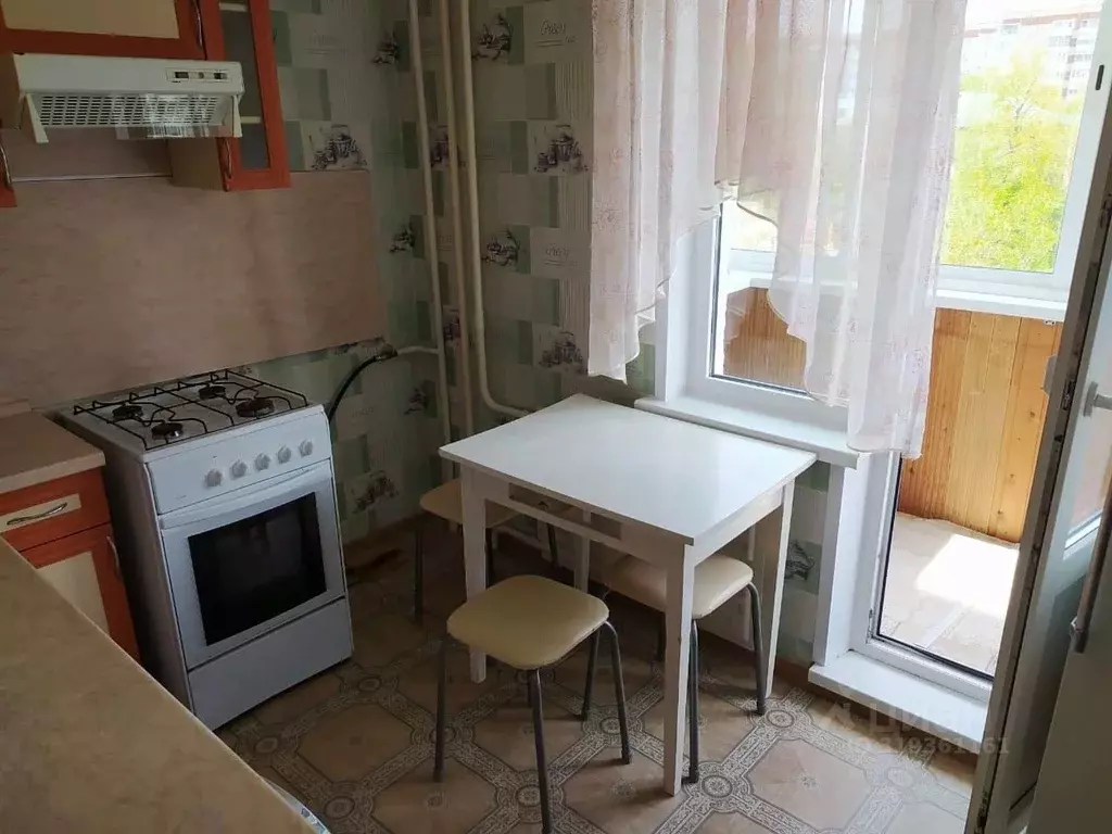 2-к кв. Удмуртия, Ижевск ул. Карла Маркса, 446 (50.0 м) - Фото 1