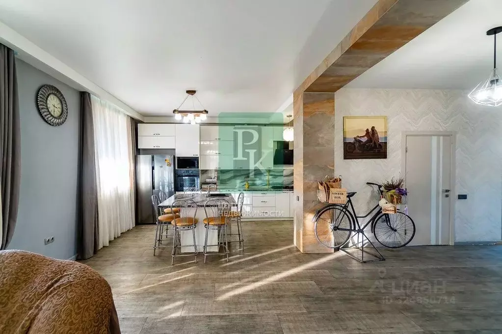 Дом в Севастополь ул. Еловая, 2Б (174 м) - Фото 1