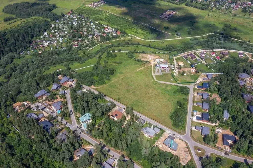 Участок в Московская область, Истра муниципальный округ, пос. ... - Фото 1