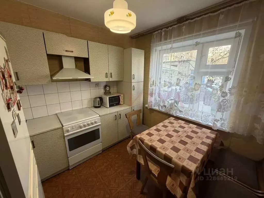 3-к кв. Белгородская область, Старый Оскол Жукова мкр, 40 (63.0 м) - Фото 1