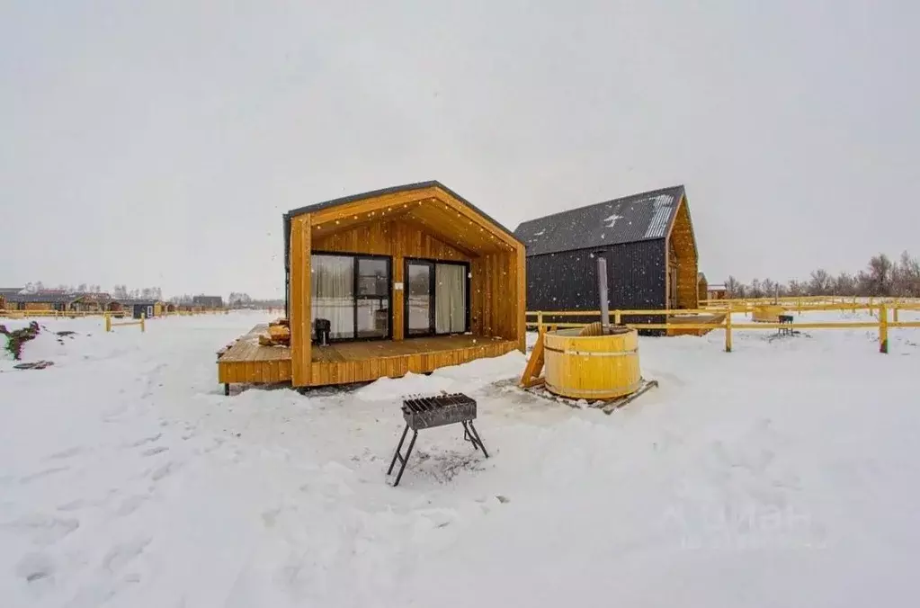Дом в Саратовская область, Хвалынск ул. Российской Республики, 1Я/1 ... - Фото 0