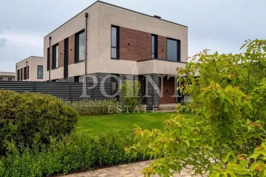 Коттедж в Московская область, Одинцовский городской округ, д. Лапино ... - Фото 2