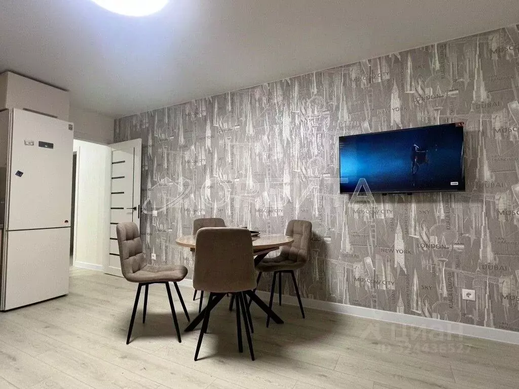 1-к кв. Тюменская область, Тюмень ул. Павла Шарова, 7к1 (50.0 м) - Фото 2