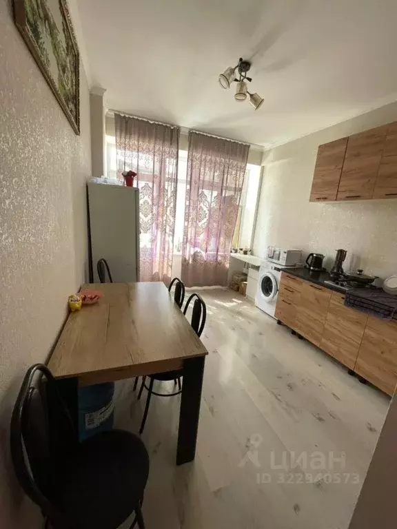 2-к кв. Дагестан, Каспийск ул. Магомедали Магомеджановa, 31 (58.0 м) - Фото 1