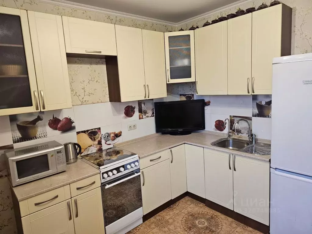 1-к кв. Москва ул. Введенского, 32 (38.3 м) - Фото 1