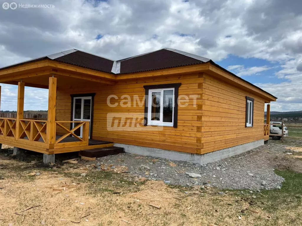 Дом в Баклашинское муниципальное образование, село Введенщина, 2-й ... - Фото 1