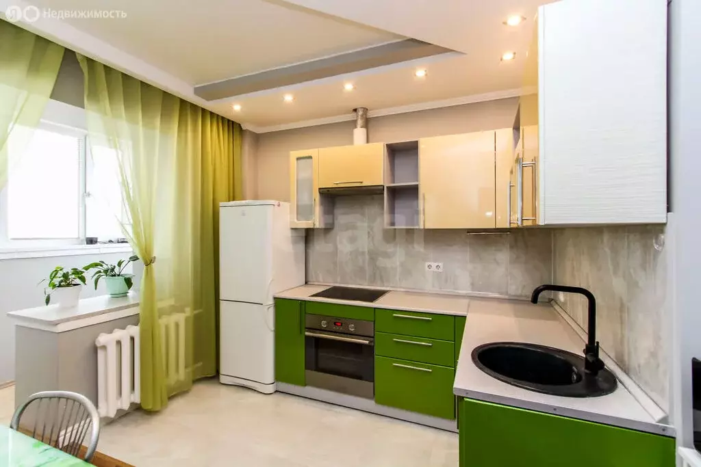 1-комнатная квартира: Тюмень, улица Муравленко, 3к1 (38.1 м) - Фото 1