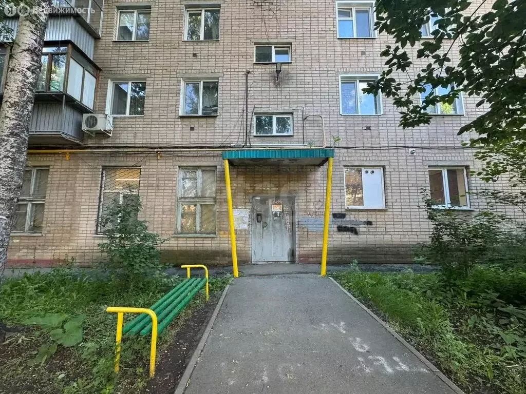4-комнатная квартира: Оренбург, Народная улица, 2 (60.5 м) - Фото 0