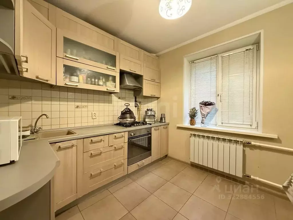 3-к кв. Белгородская область, Белгород 10-й мкр, ул. Спортивная, 2 ... - Фото 2