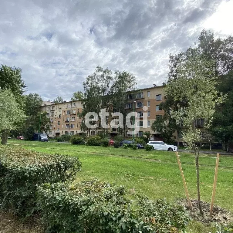 3-к кв. Санкт-Петербург просп. Ветеранов, 33 (41.8 м) - Фото 0