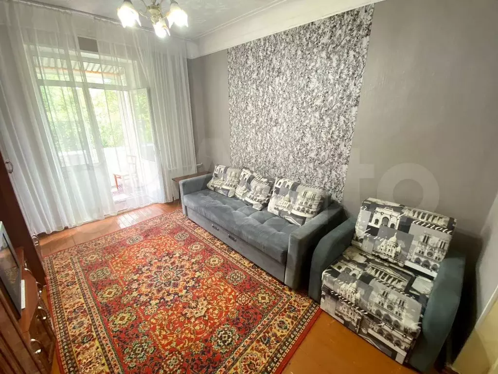2-к. квартира, 60 м, 3/3 эт. - Фото 0