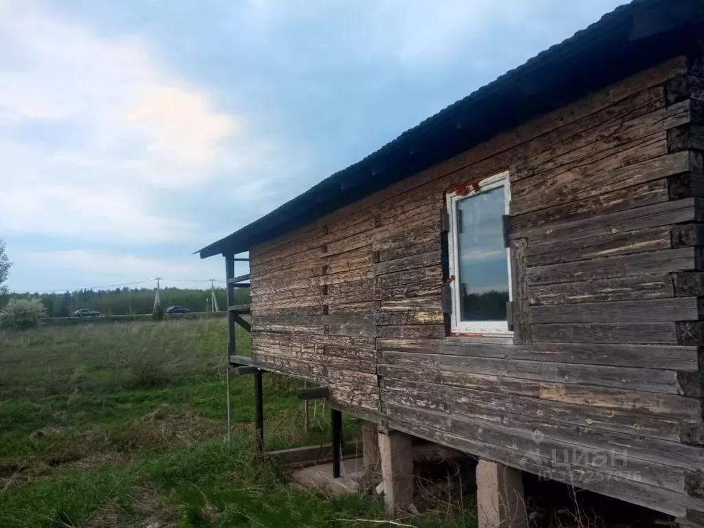 Дом в Башкортостан, Чишминский район, Алкинский сельсовет, д. ... - Фото 0