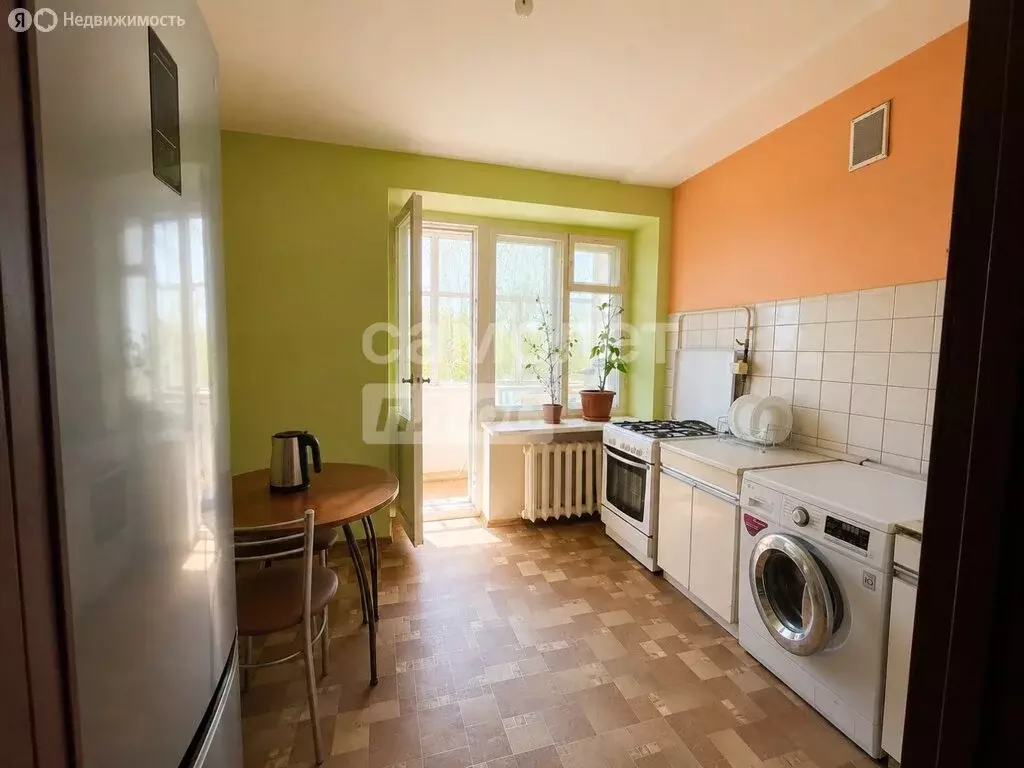 3-комнатная квартира: Йошкар-Ола, бульвар Чавайна, 43 (81.5 м) - Фото 1