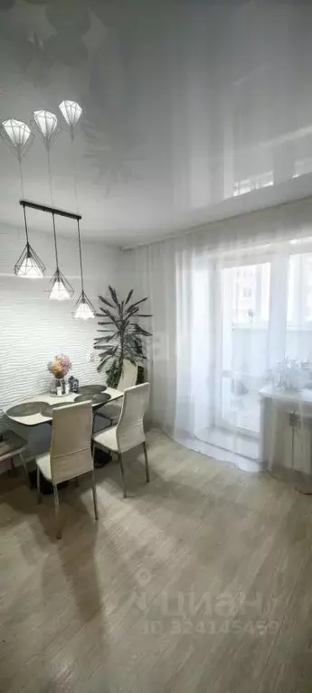 2-к кв. Амурская область, Благовещенск ул. Строителей, 70 (68.7 м) - Фото 2