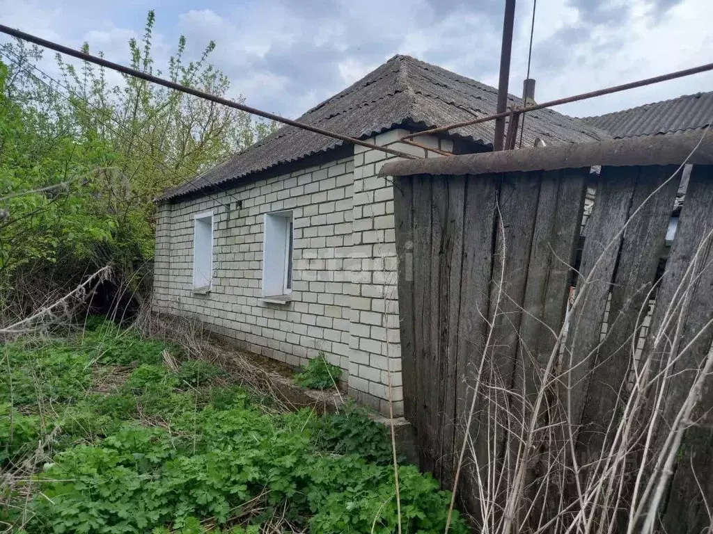 Дом в Белгородская область, Губкинский городской округ, с. Богословка ... - Фото 0