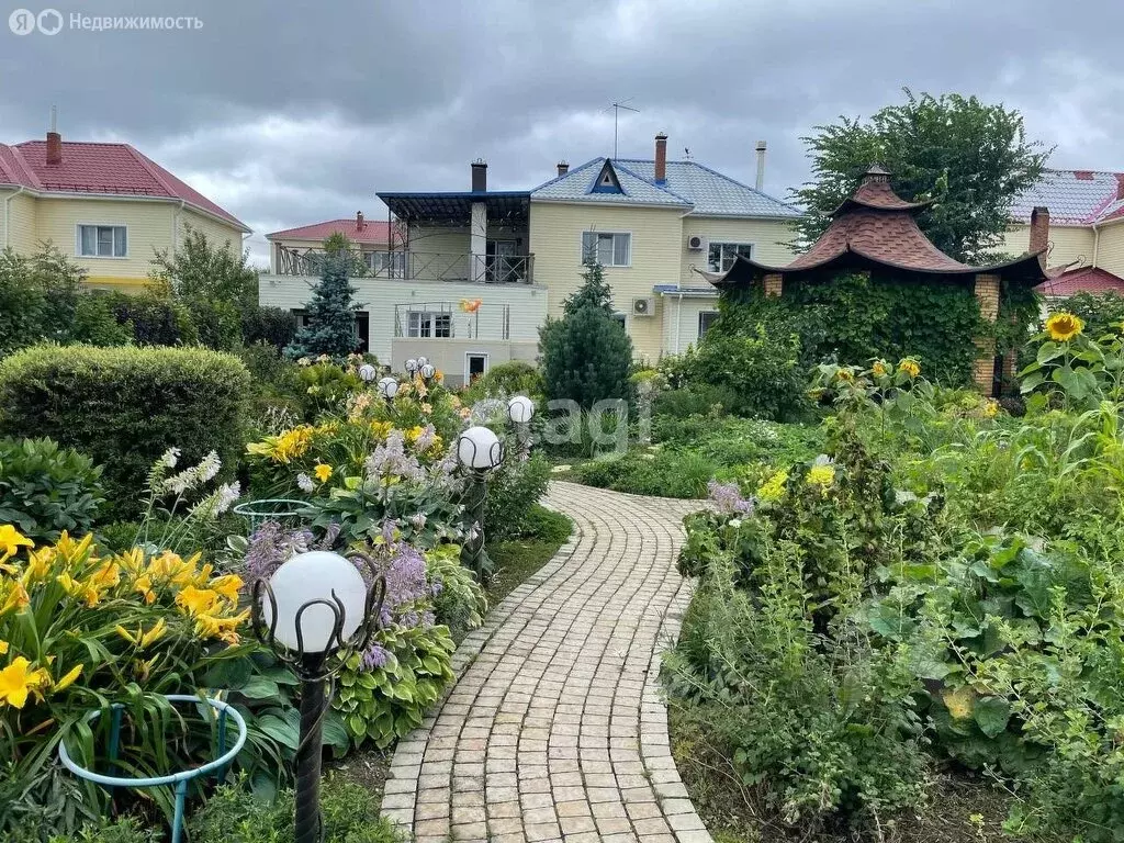 Дом в село Тополево, квартал Уссури, 17 (320 м) - Фото 1
