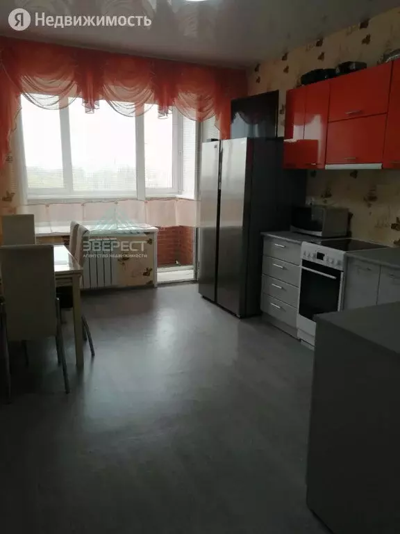 2-комнатная квартира: Абакан, улица Некрасова, 45 (81 м) - Фото 1