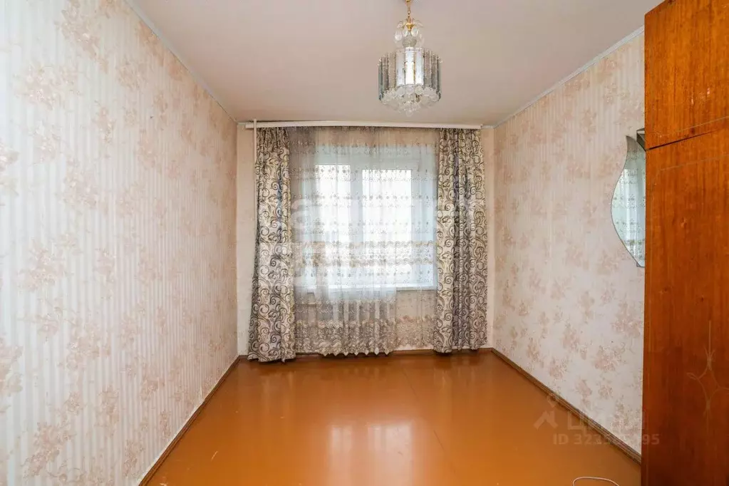 3-к кв. Челябинская область, Верхний Уфалей ул. Чекасина, 8 (66.7 м) - Фото 1