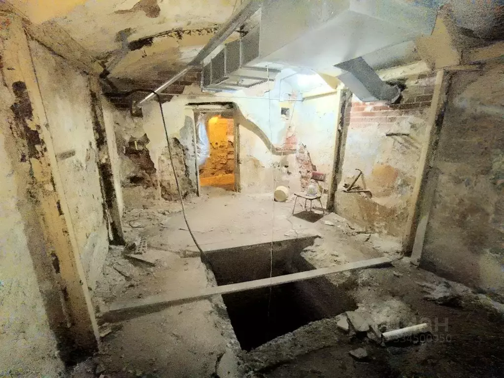 Склад в Саратовская область, Саратов Московская ул., 86 (25 м) - Фото 1