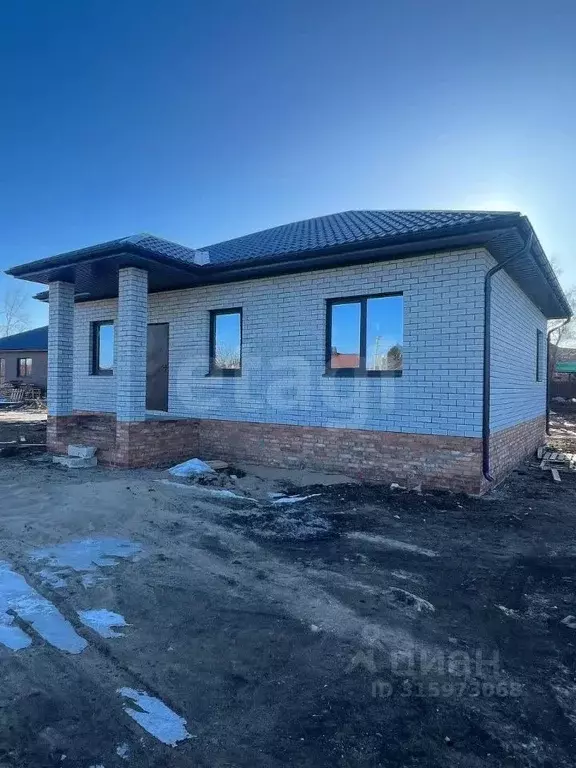 Дом в Саратовская область, Саратов Театральная пл. (80 м) - Фото 0