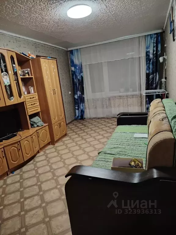 3-к кв. Свердловская область, Кировград ул. Свердлова, 61 (54.0 м) - Фото 1