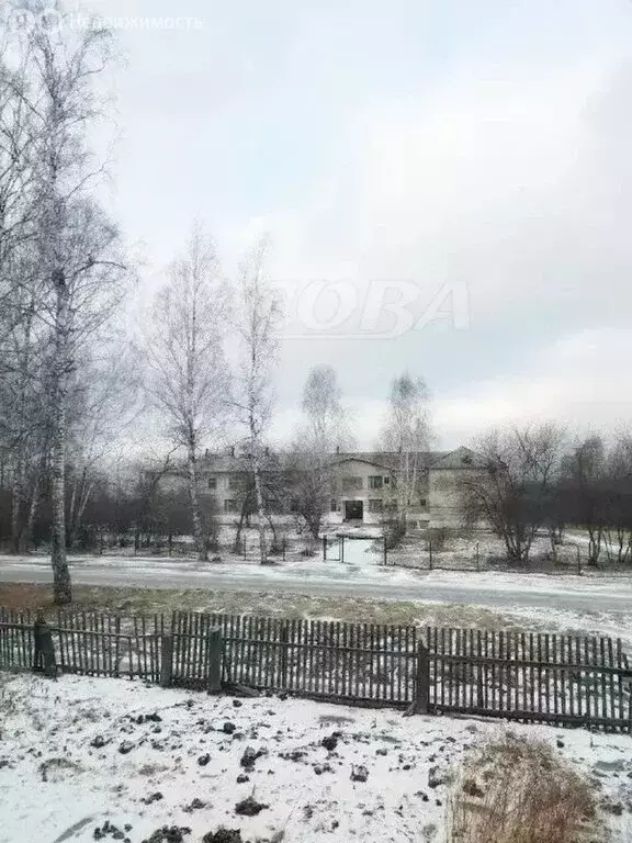 3-комнатная квартира: деревня Увал, Школьная улица, 3 (59.2 м) - Фото 1