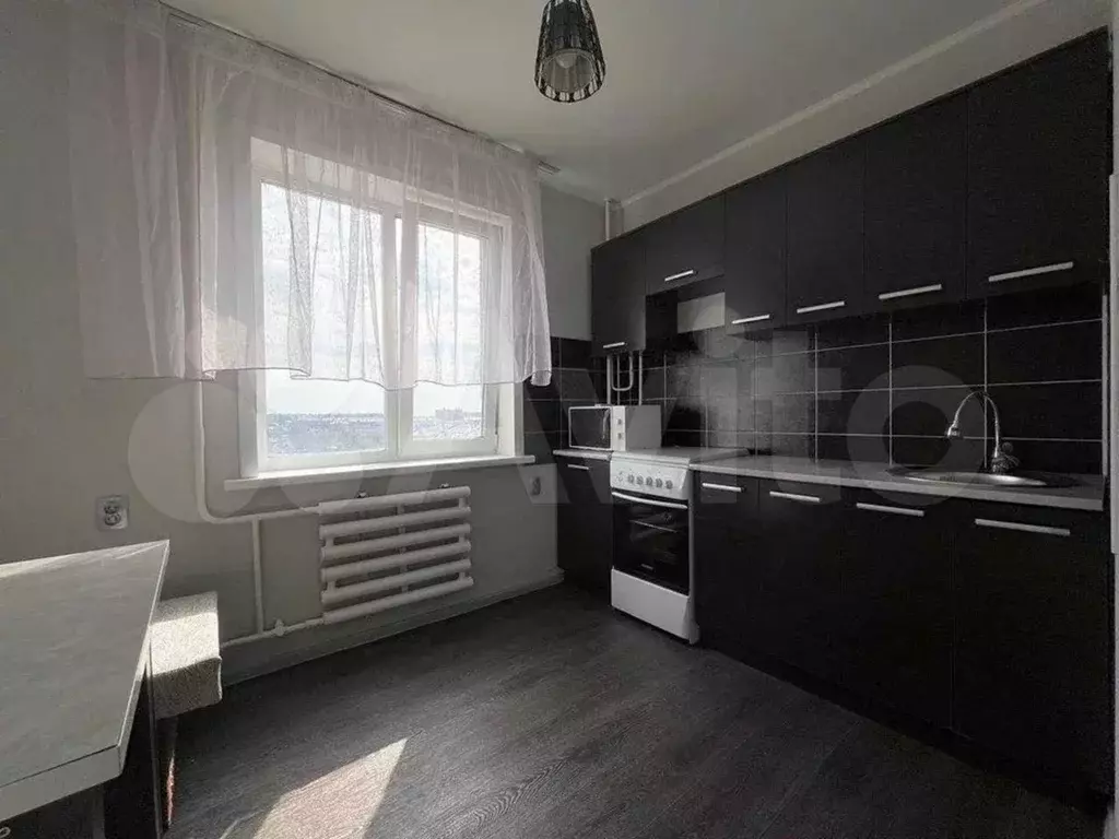 1-к. квартира, 32 м, 8/9 эт. - Фото 0