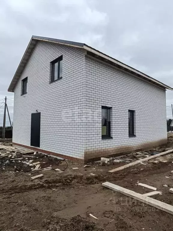 Дом в Пермский край, Пермский муниципальный округ, д. Большакино ул. ... - Фото 1