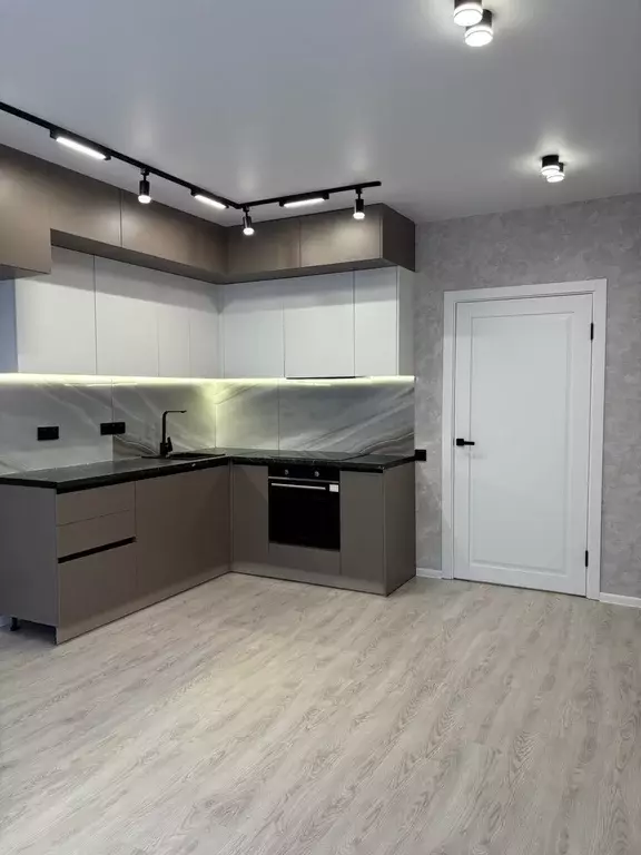 Продаётся 2-к квартира, 58.1 м - Фото 0