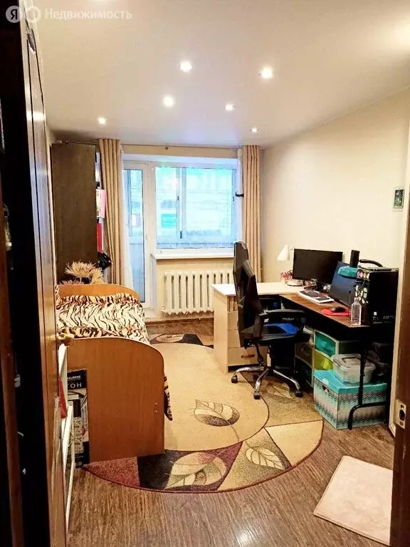 3-комнатная квартира: Великий Новгород, Большая Санкт-Петербургская ... - Фото 2