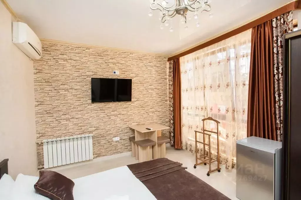 Комната Краснодарский край, Сочи ул. Ленина, 286/3А - Фото 1