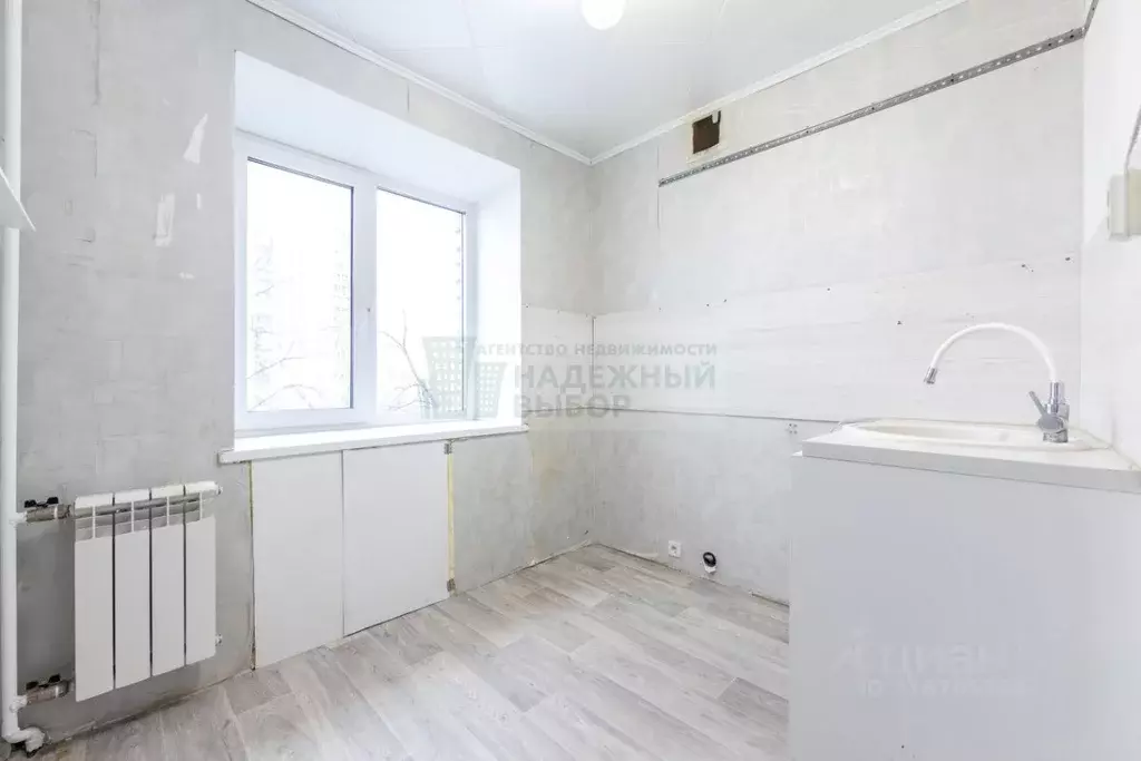 2-к кв. Тюменская область, Тюмень Комбинатская ул., 38 (47.8 м) - Фото 1