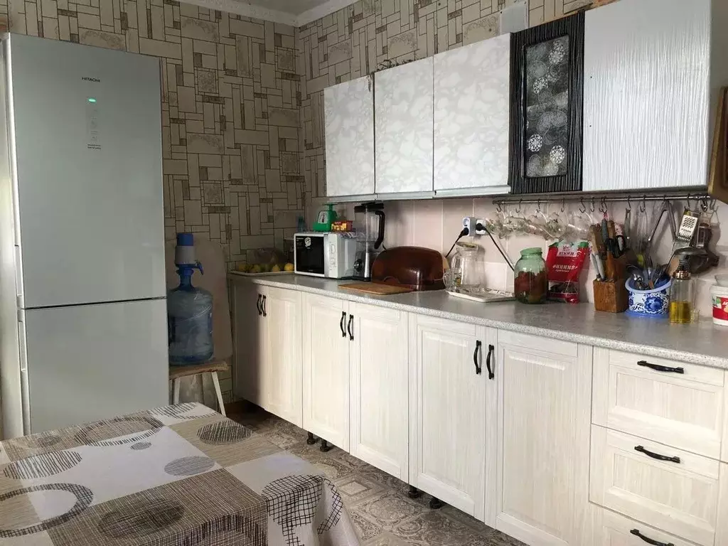 Дом в Краснодарский край, Темрюк Пролетарская ул., 115 (120 м) - Фото 1